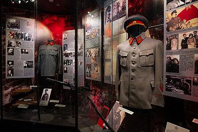 《穿越火线》手游联动宋雨琦MV视频 手势舞超美